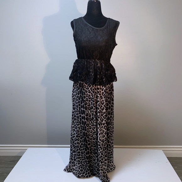 NWT Jon & Anna Leopard and lace pop over maxi - Medium - Picture 5 of 8